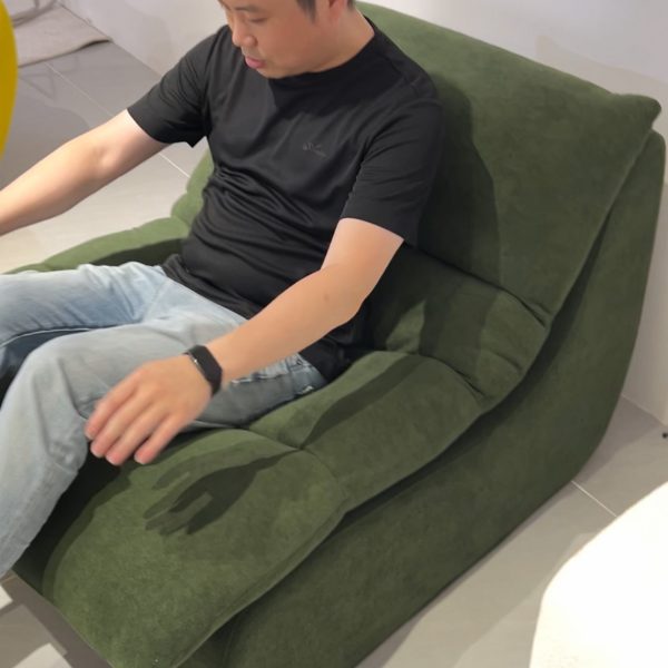 DS016 Compressed sofa